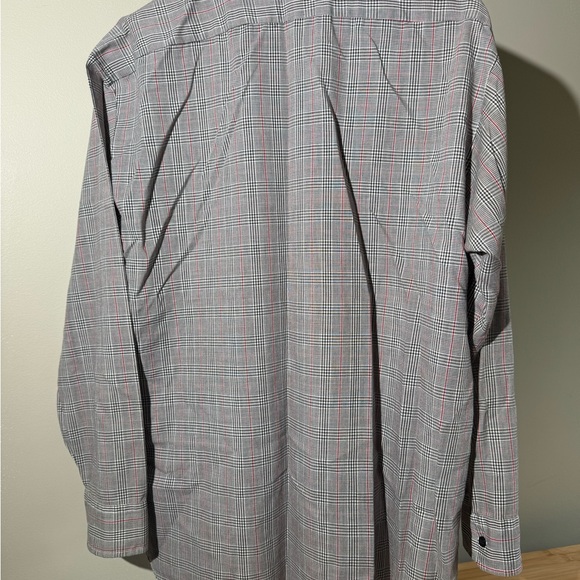 Gray Casual Button Down Shirt with Subtle Plaid - Picture 5 of 9